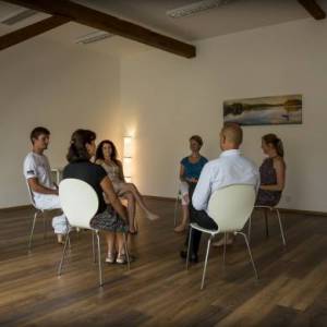 OTEVÍRÁME TERAPEUTICKOU SKUPINU – VZTAHY